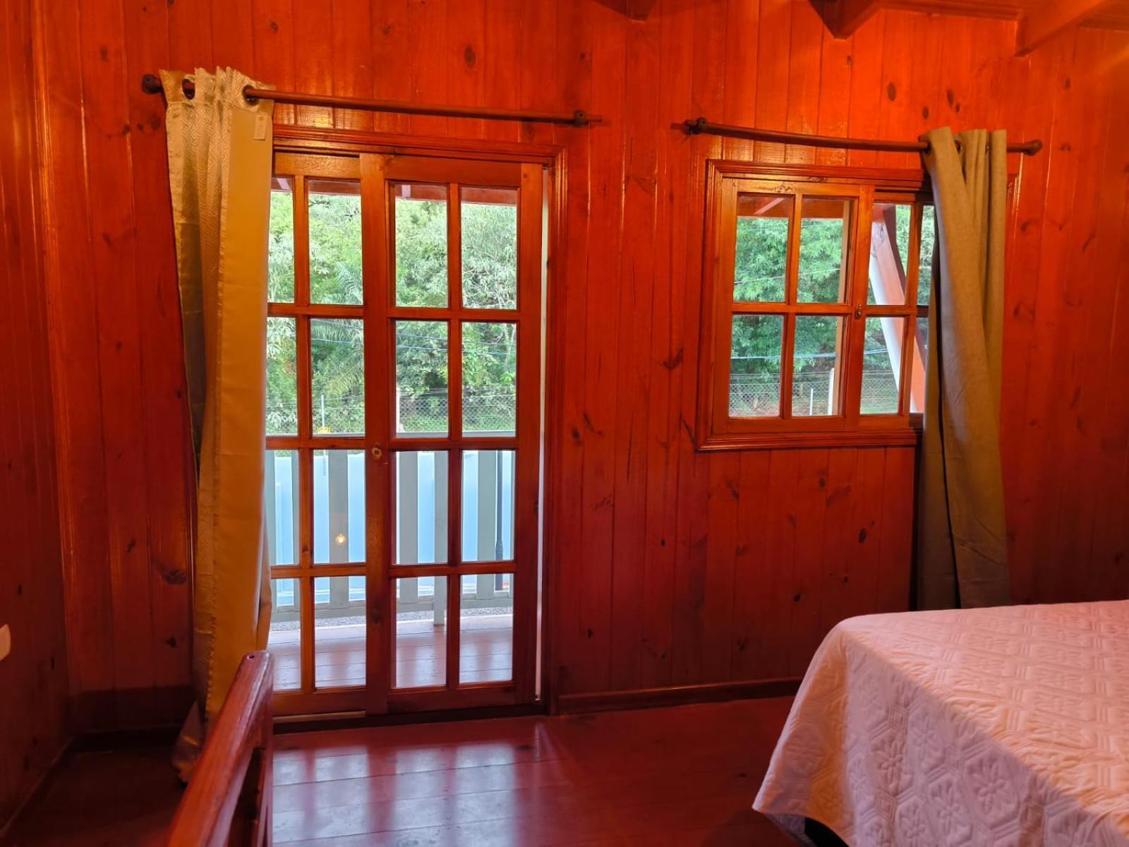 Elena Puerto Iguazu